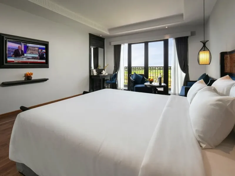 Hình ảnh minh họa: Deluxe Pool View Balcony
