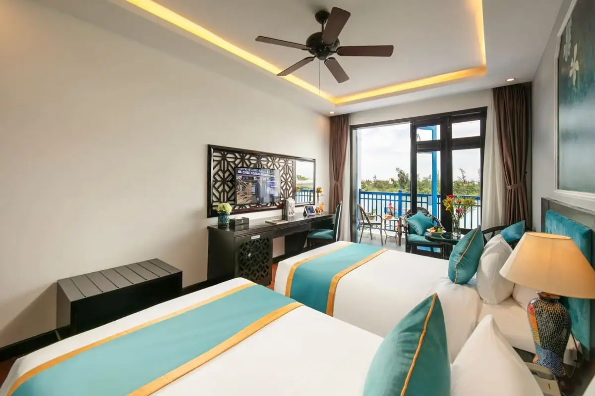 Hình ảnh minh họa: Silk Suite Double/twin Grand River View & Balcony