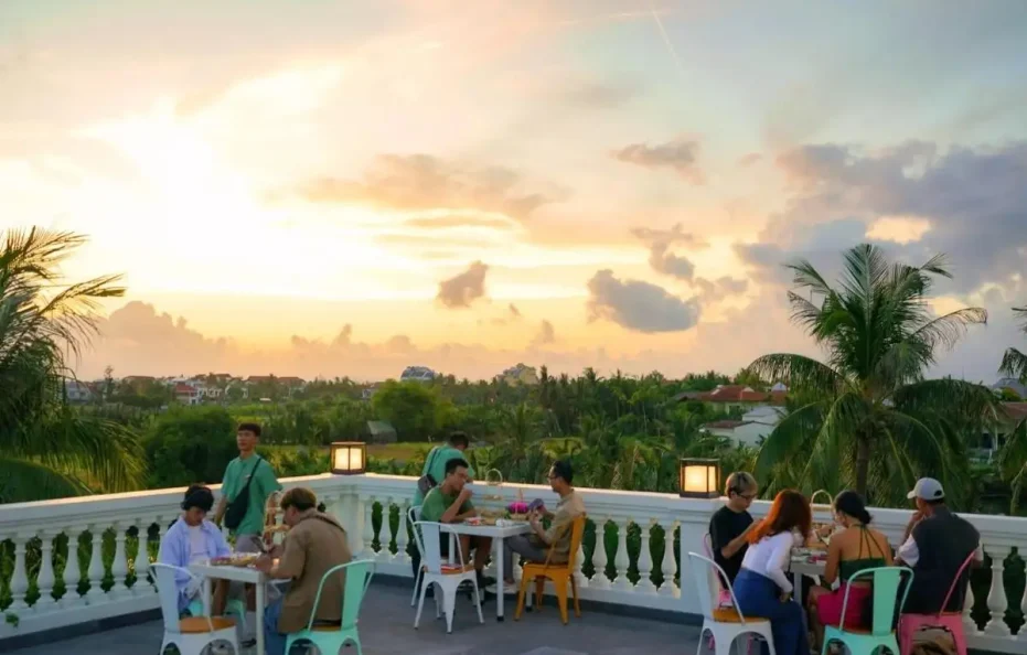 Moodhoian Riverside Resort & Spa