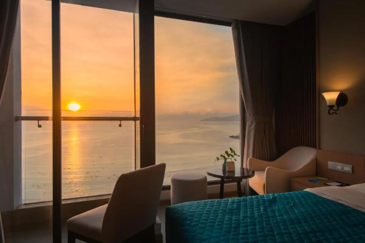 Hình ảnh minh họa: Deluxe Sea View With Balcony