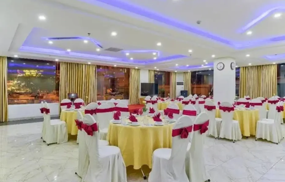 Sky Beach D20 Hotel
