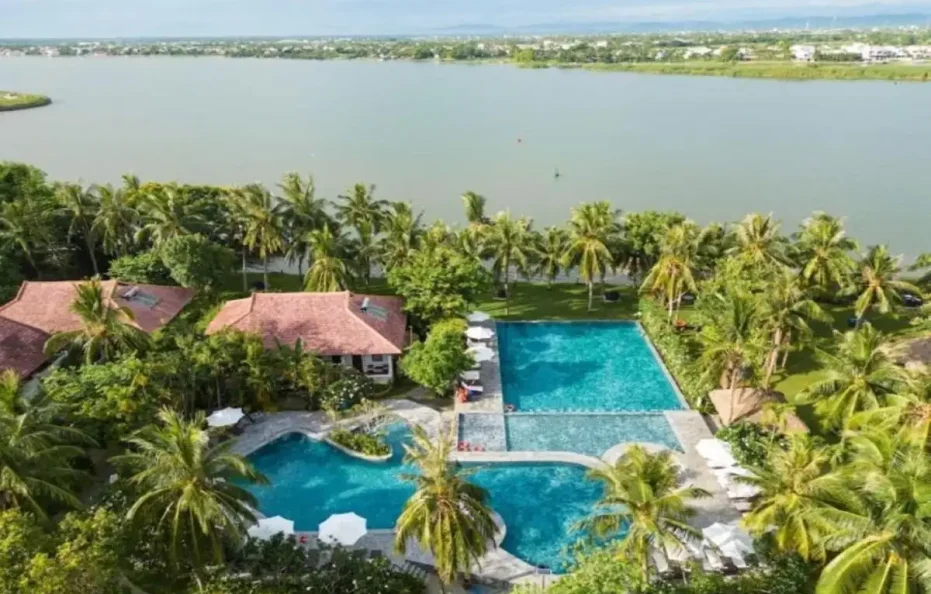 Vinh Hung Riverside Resort & Spa