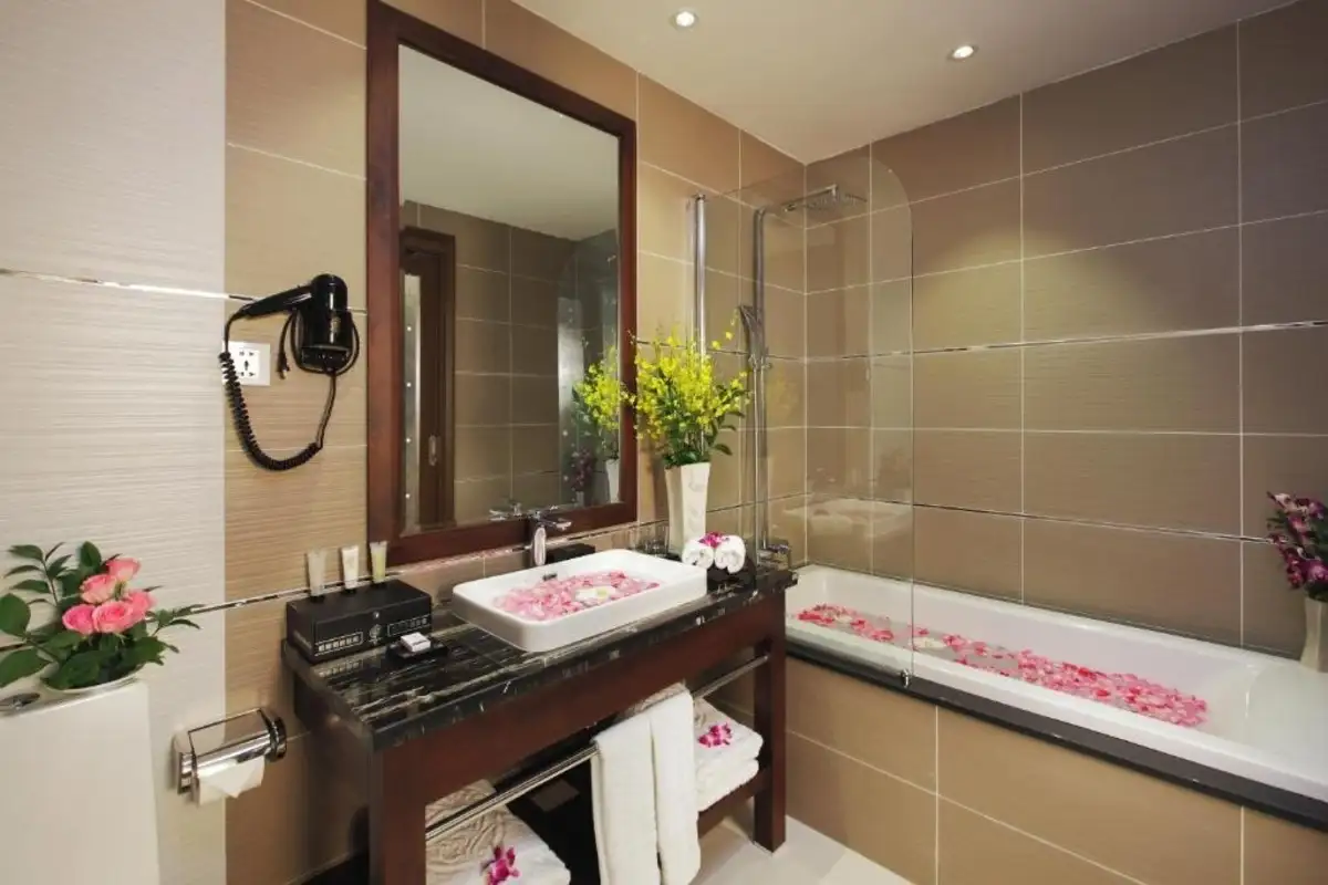 Hình ảnh minh họa: Senior Luxury