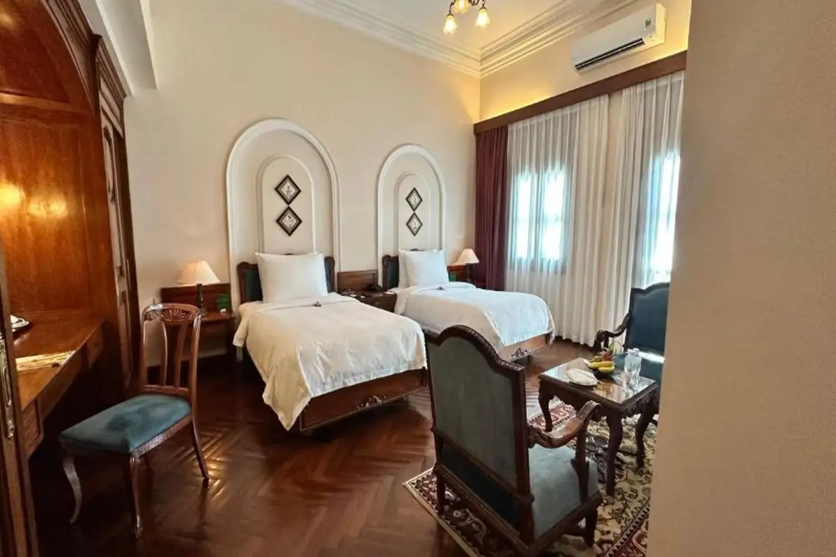 Hình ảnh minh họa: Century River Deluxe