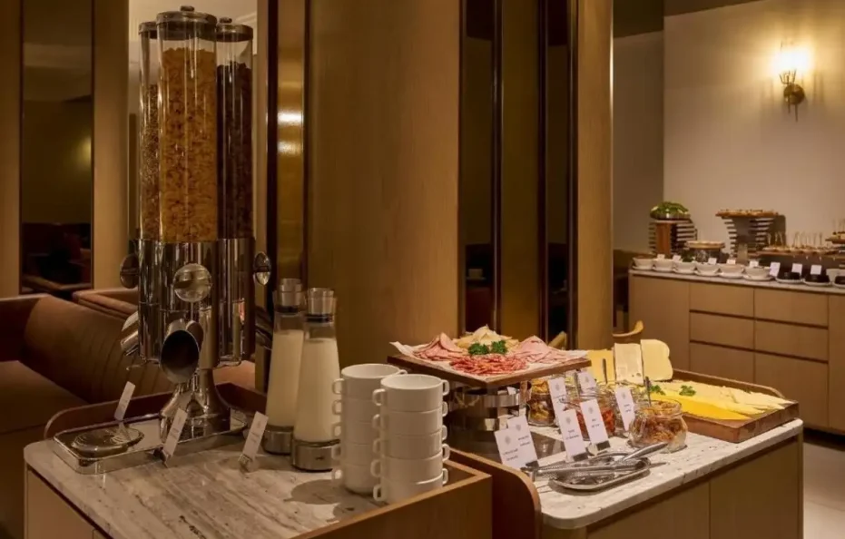 La Siesta Premium Saigon Central
