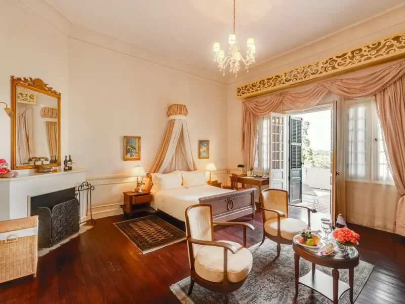 Hình ảnh minh họa: Luxury With Balcony