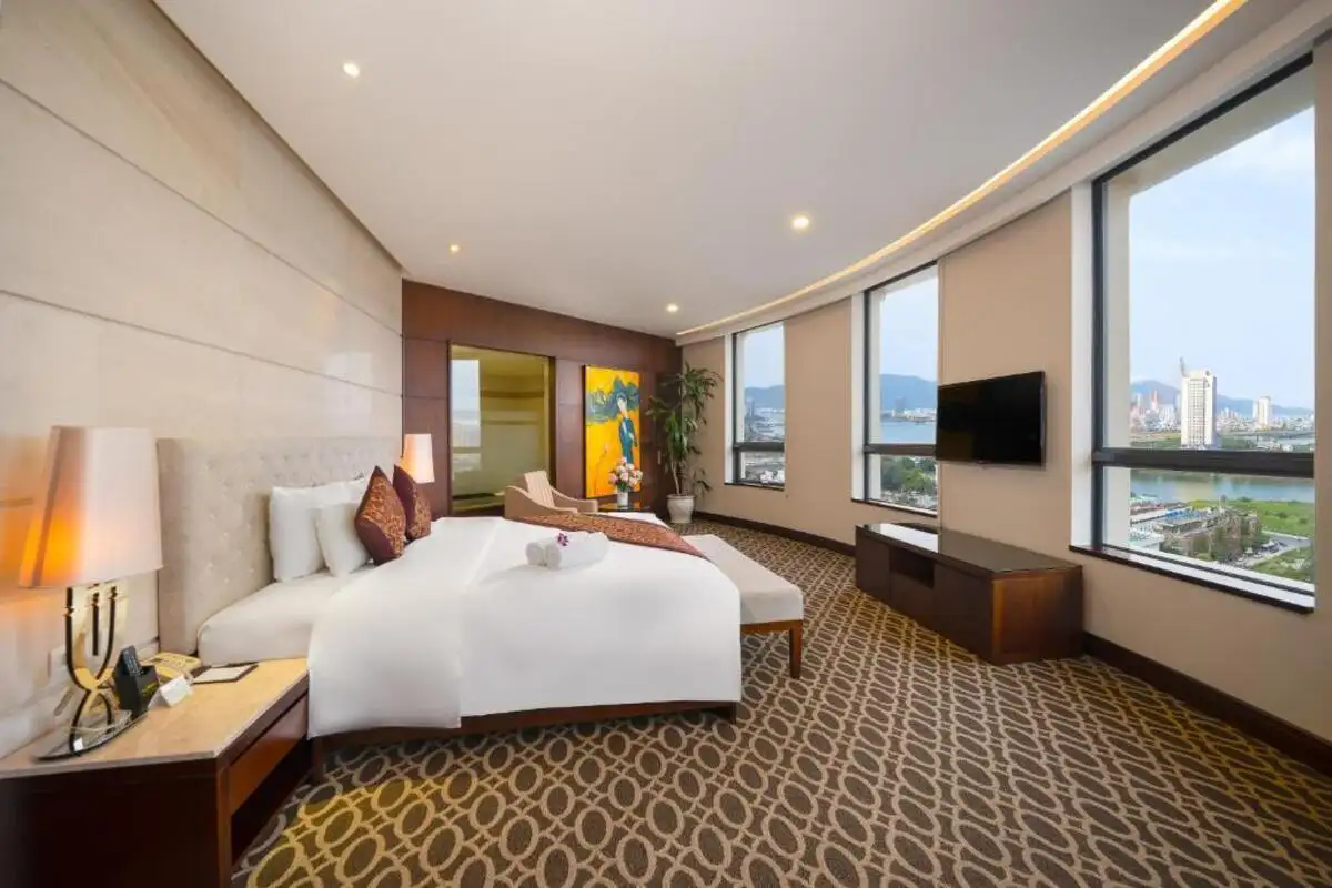 Hình ảnh minh họa: Premier Suite