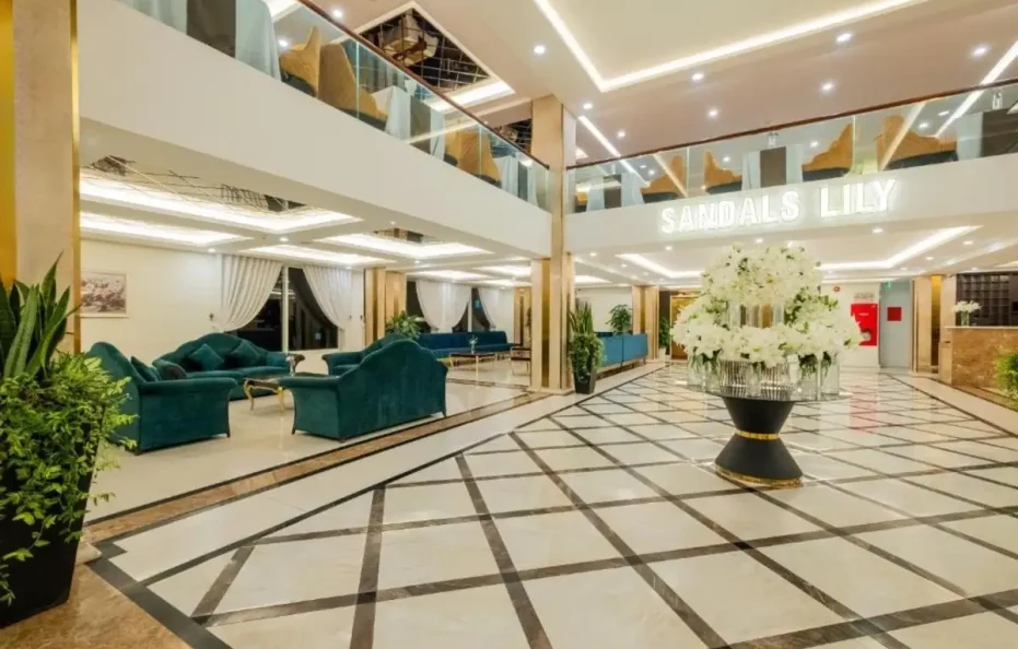 Sandals Lily Hotel