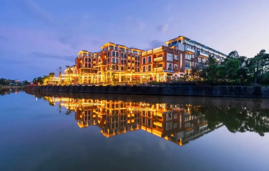 Lumiere Boutique Vỹ Dạ